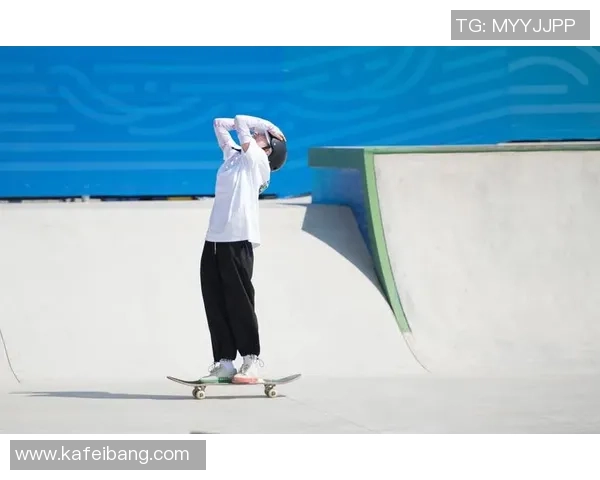 滑板战术解析：杭州滑板队如何运用快攻体系夺取胜利